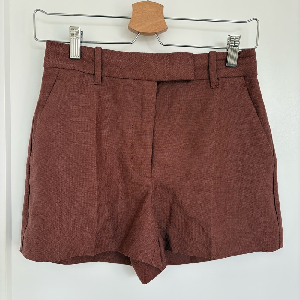 Wilfred High Waist Shorts in Brick Brown